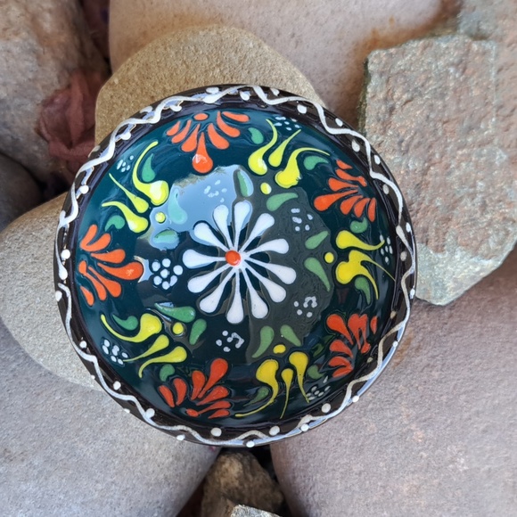 Beautiful Small Ceramic Turkish Dipping Bowl for Olive Oil nwot Handpainted Boho - Picture 1 of 6